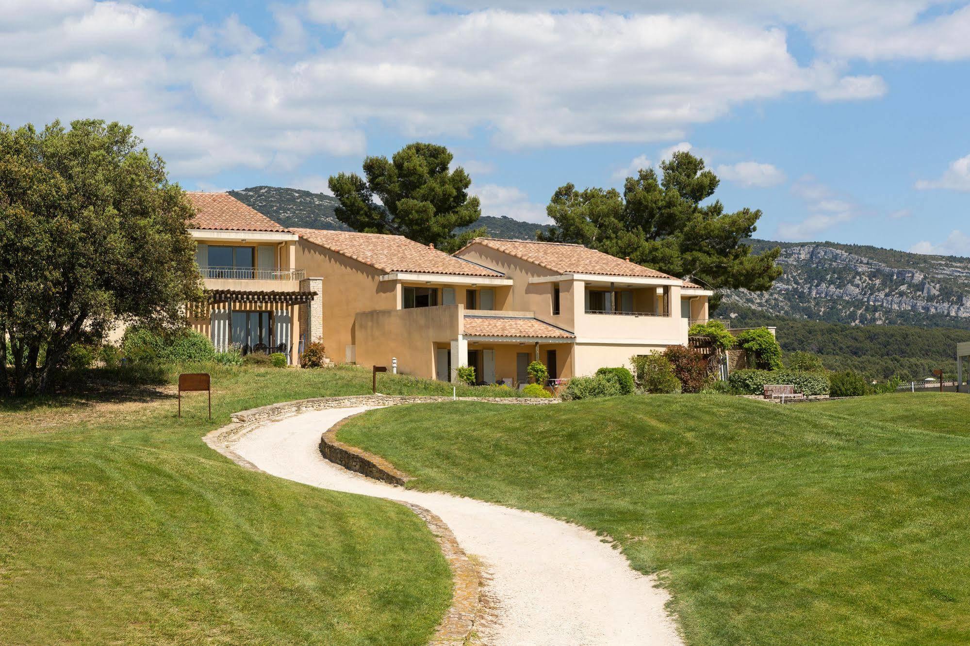 Madame Vacances Residence Provence Country Club Saumane-de-Vaucluse Екстер'єр фото